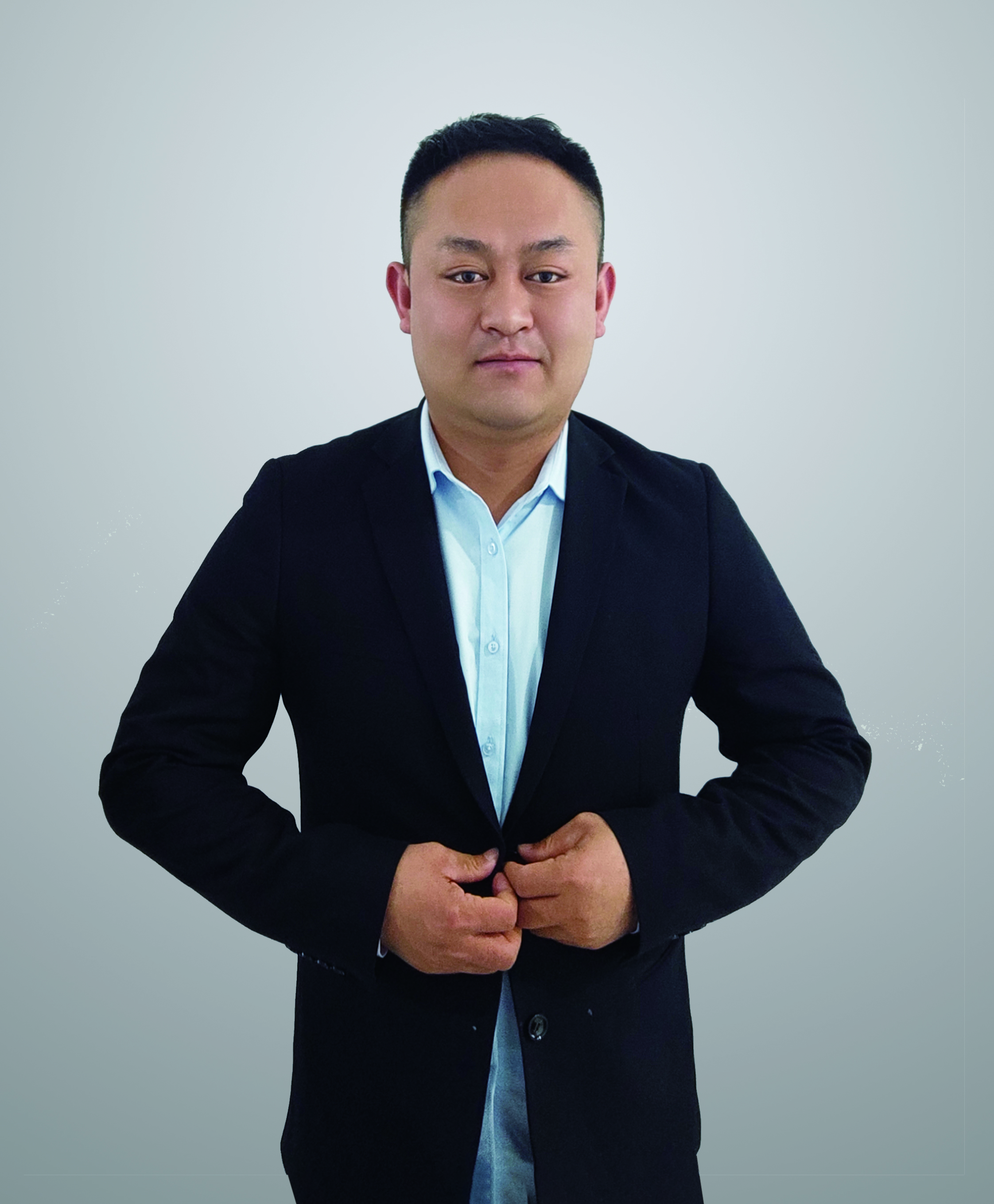 资深设计师